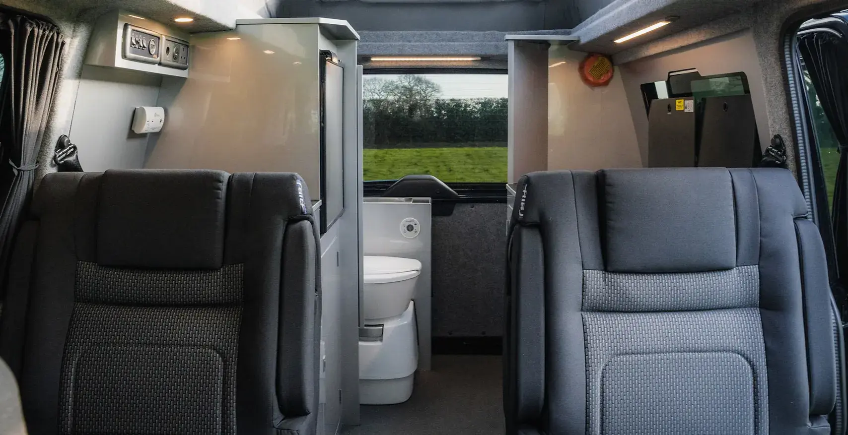 Jobl Design Campervan Kampa LE Inside