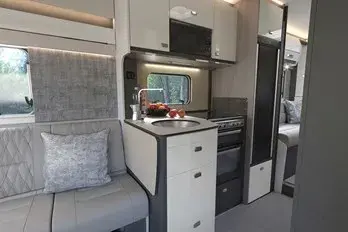 Swift Kontiki Kitchen (All)