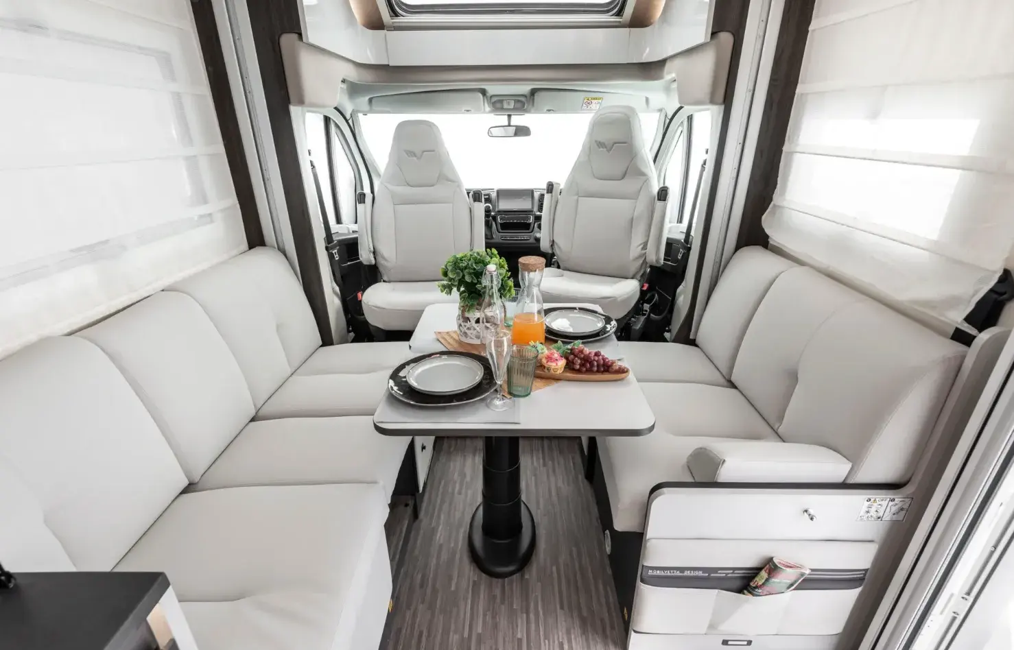 Mobilvetta Kea Kompact 55 Motorhome Interior