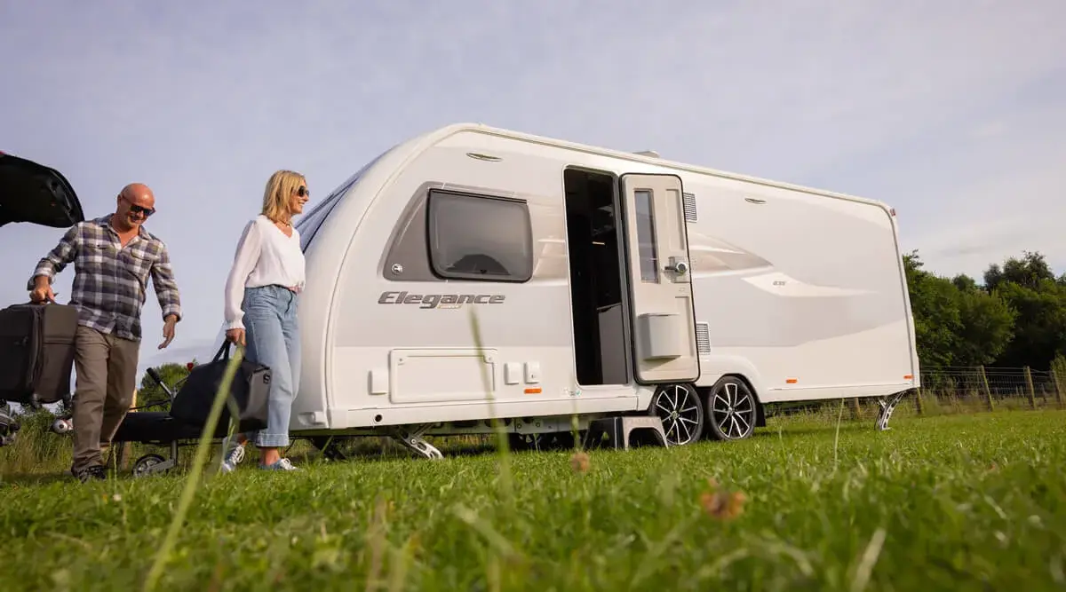 2025 Elegance Grande Feature External