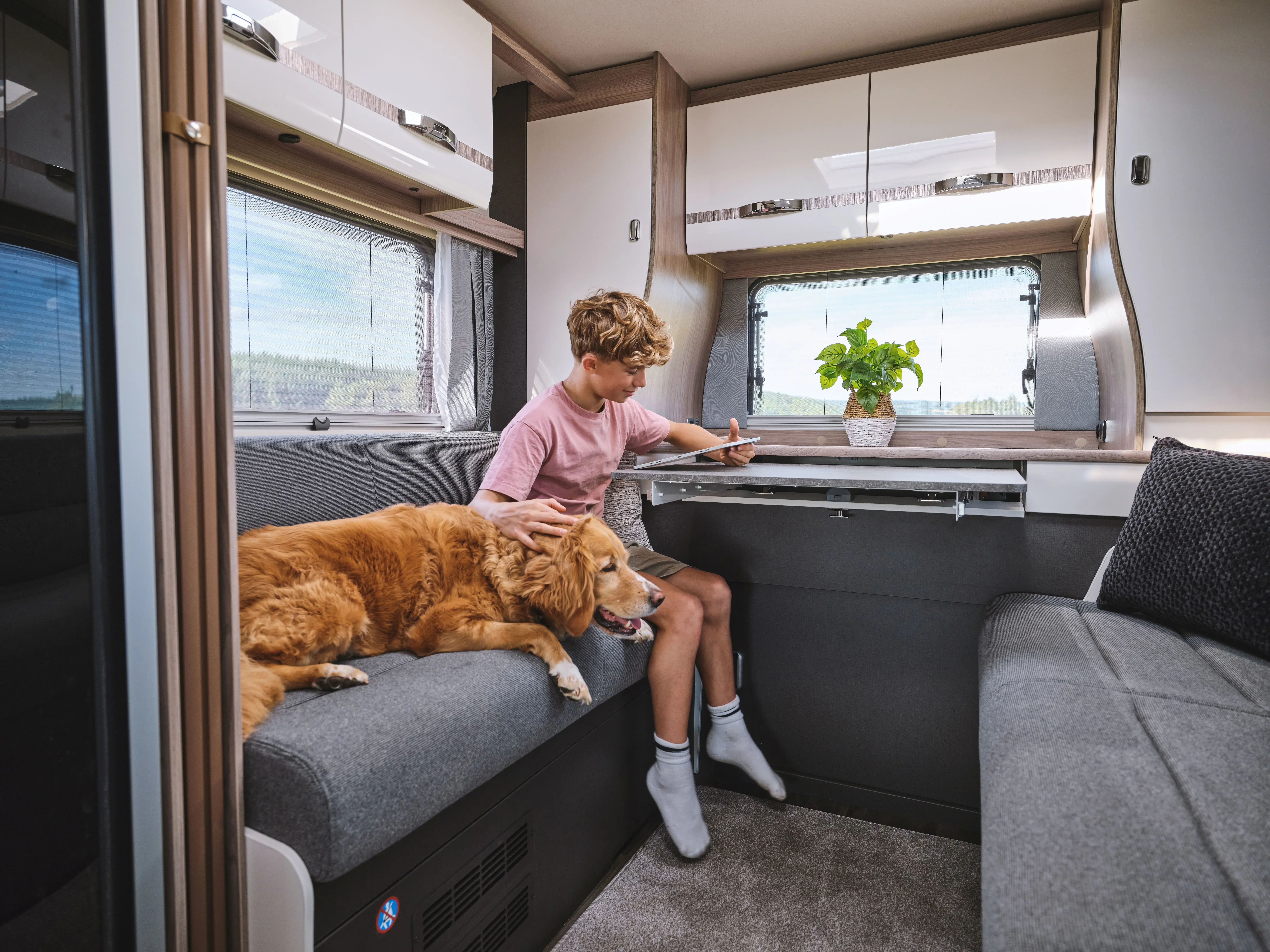 Swift Voyager Interior Lifestyle 12,Resize