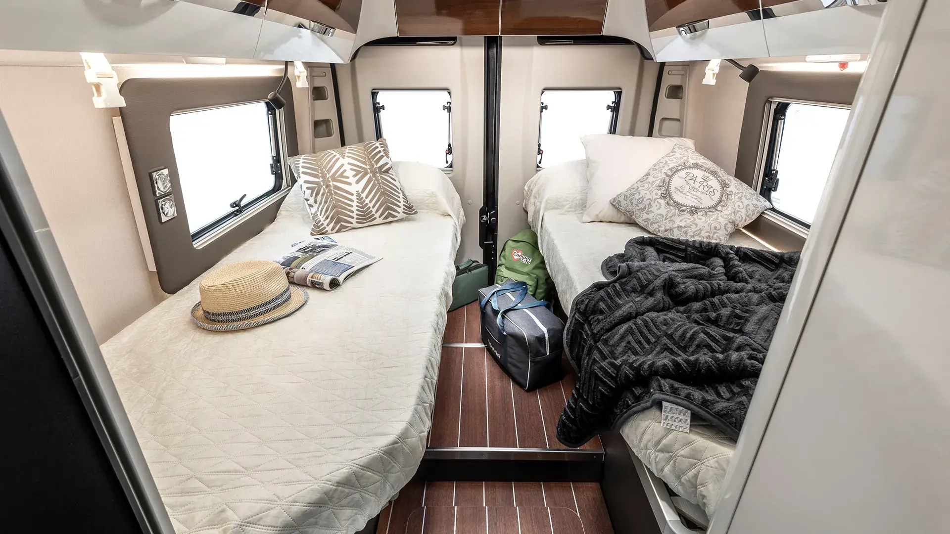 Mobilvetta Admiral Single Beds
