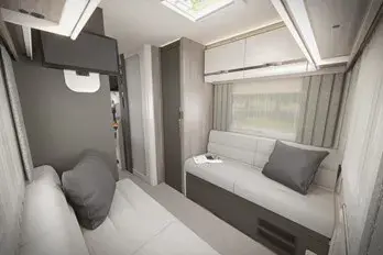 Swift Voyager Rear Lounge (475)