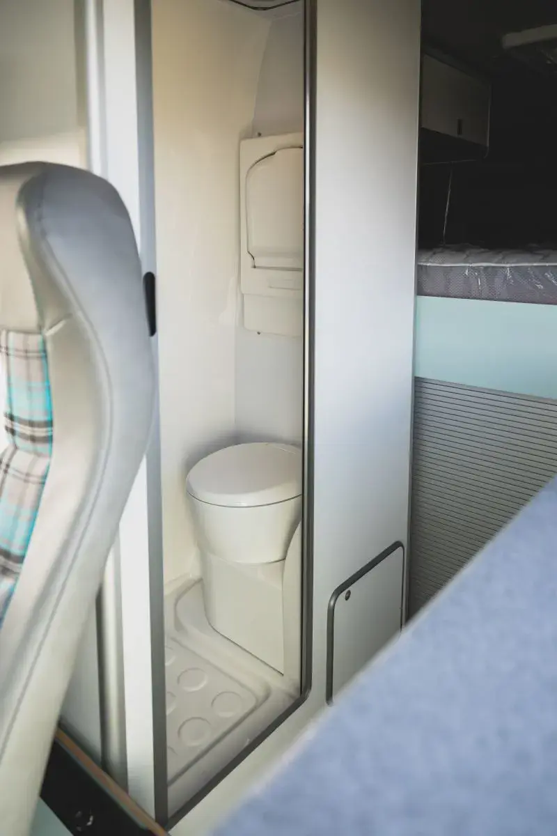 Vanworx Expedition Shower Toilet