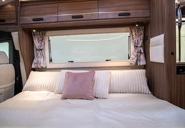Bourton Double Bed