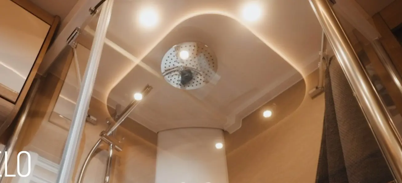 Morelo Palace Liner S Way 4 Berth A Class Motorhome Shower