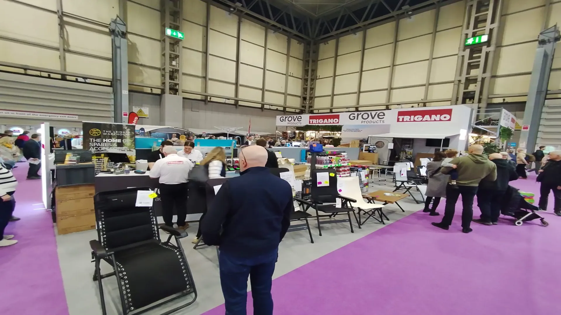 Trigano Accessories Stand.Jpg3