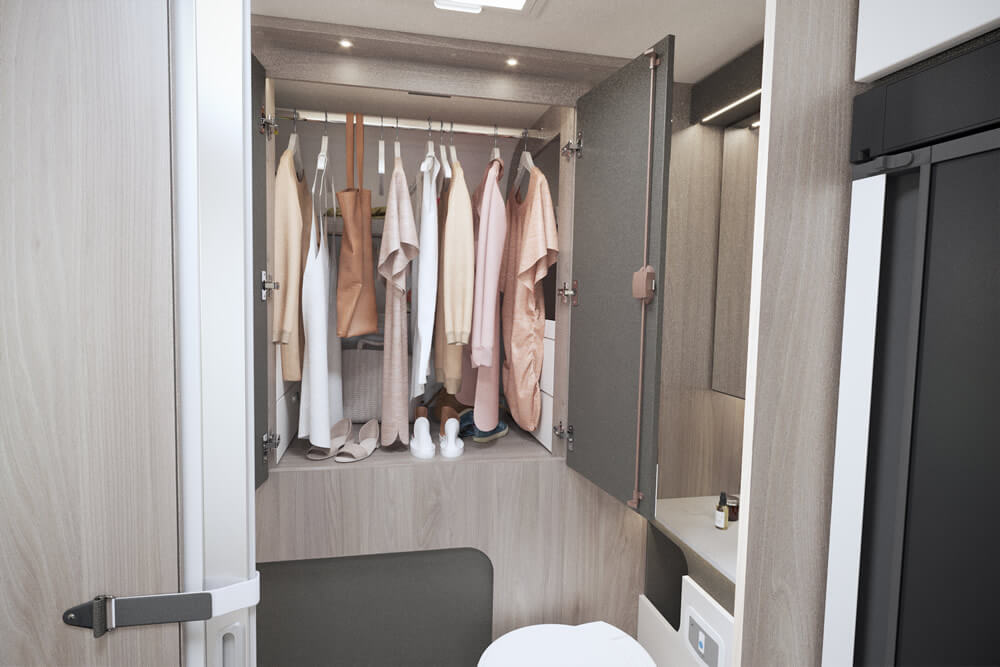 kon-tiki_740_wardrobe.jpg
