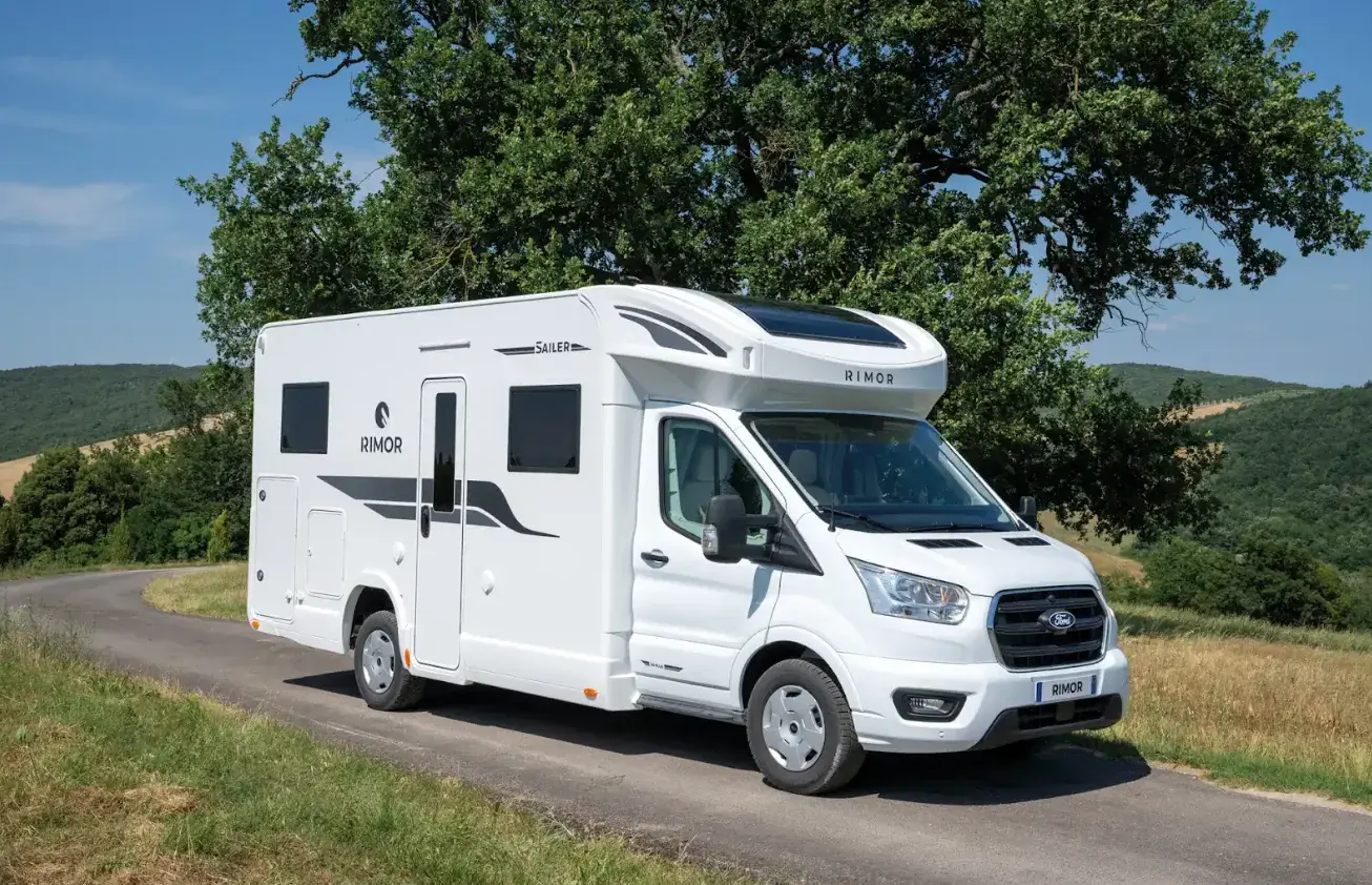 Rimor Sailer Motorhome External Lifestyle 2