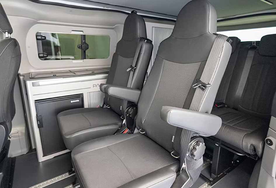 P12-7-seater.jpg (1)