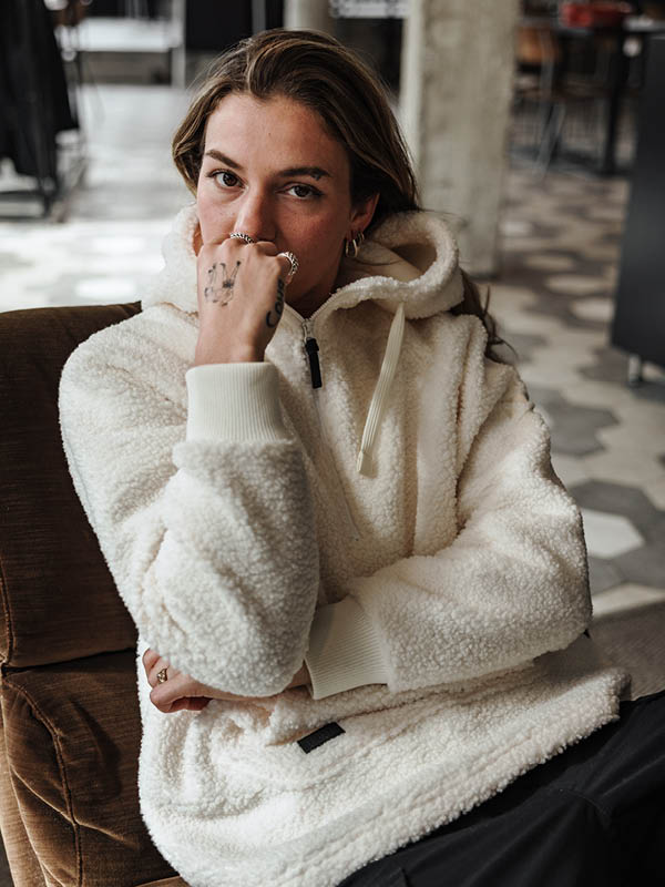 0650563_Lykky_Teddy_Fleece_mood_1.jpg