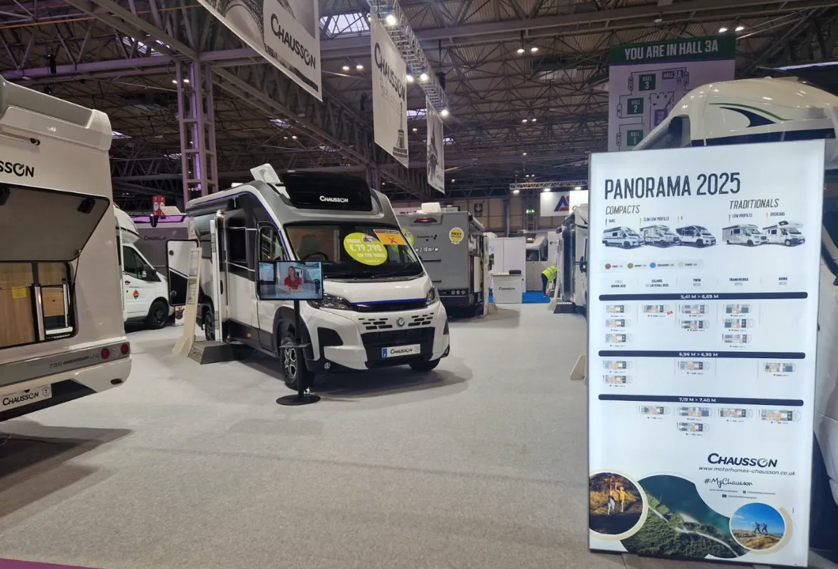 Chausson Stand Brand Floor