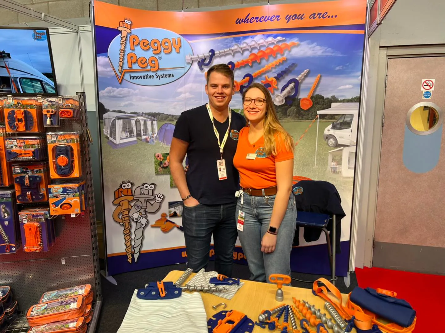 Peggy Peg Cmshow Oct 24 Stand 1