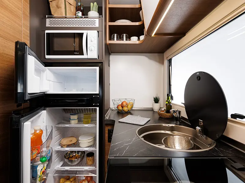 Tessoro 481 Kitchen Fridge And Sink Responsive 800 600