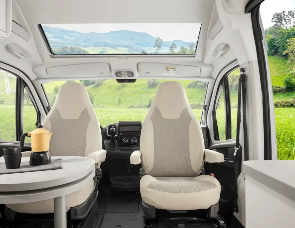 Etrusco CV 600DB Plus Front Lounge