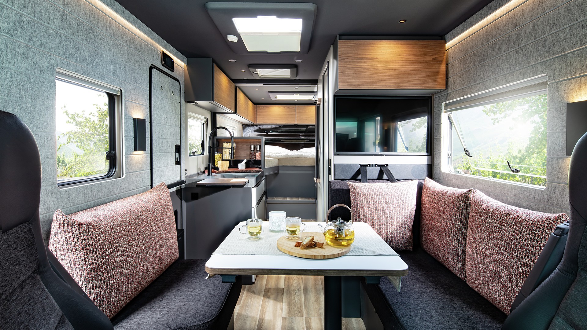 NIESMANN+BISCHOFF-iSmove-Model-Year-2027-open-sightlines.jpg